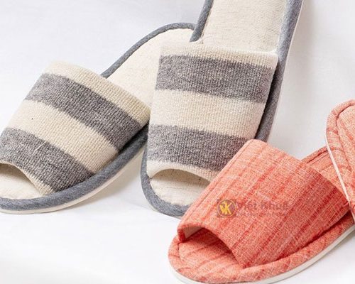 Dép đi trong nhà