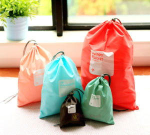 tui-vai-rut-day-in-logo-1