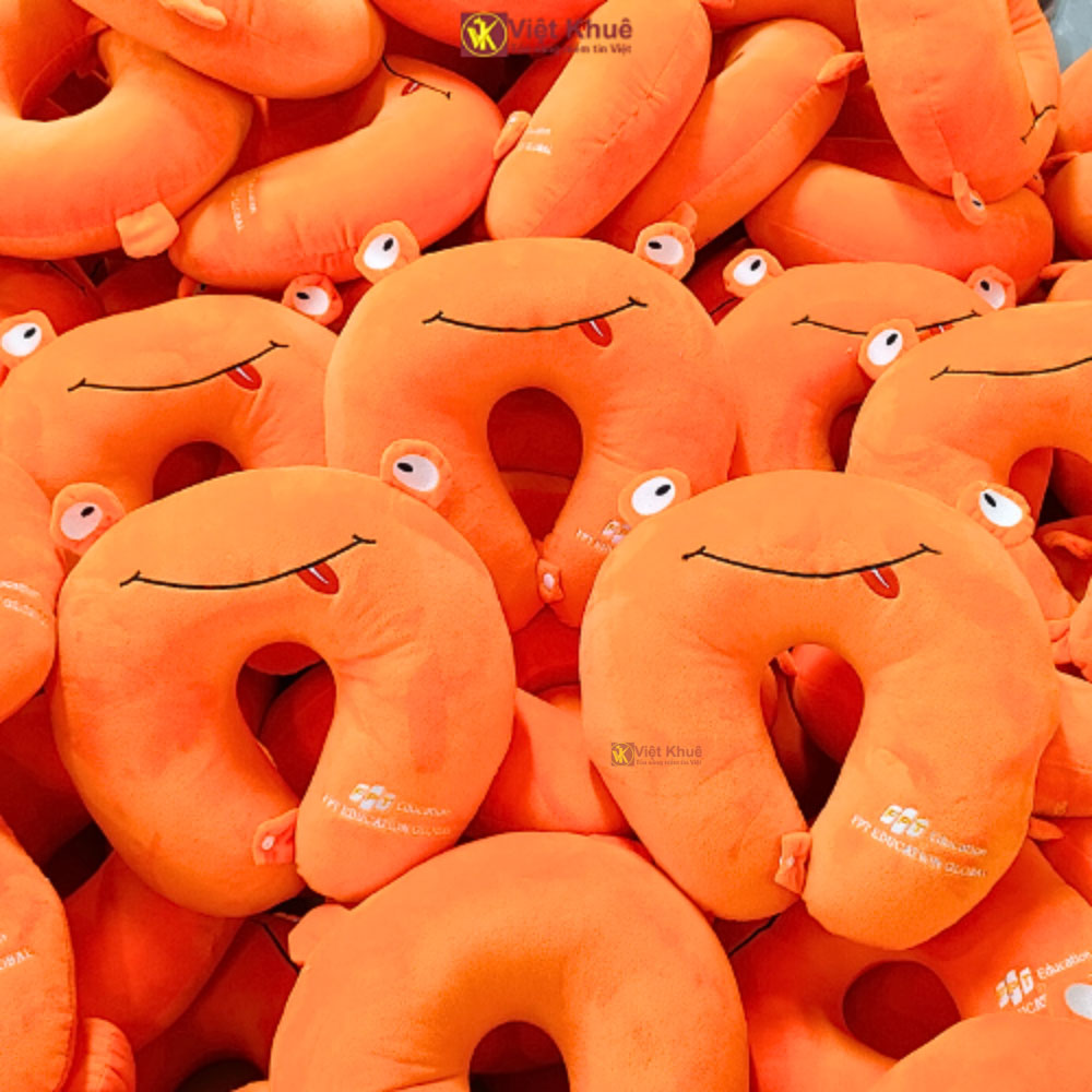 gối chữ u đi du lịch