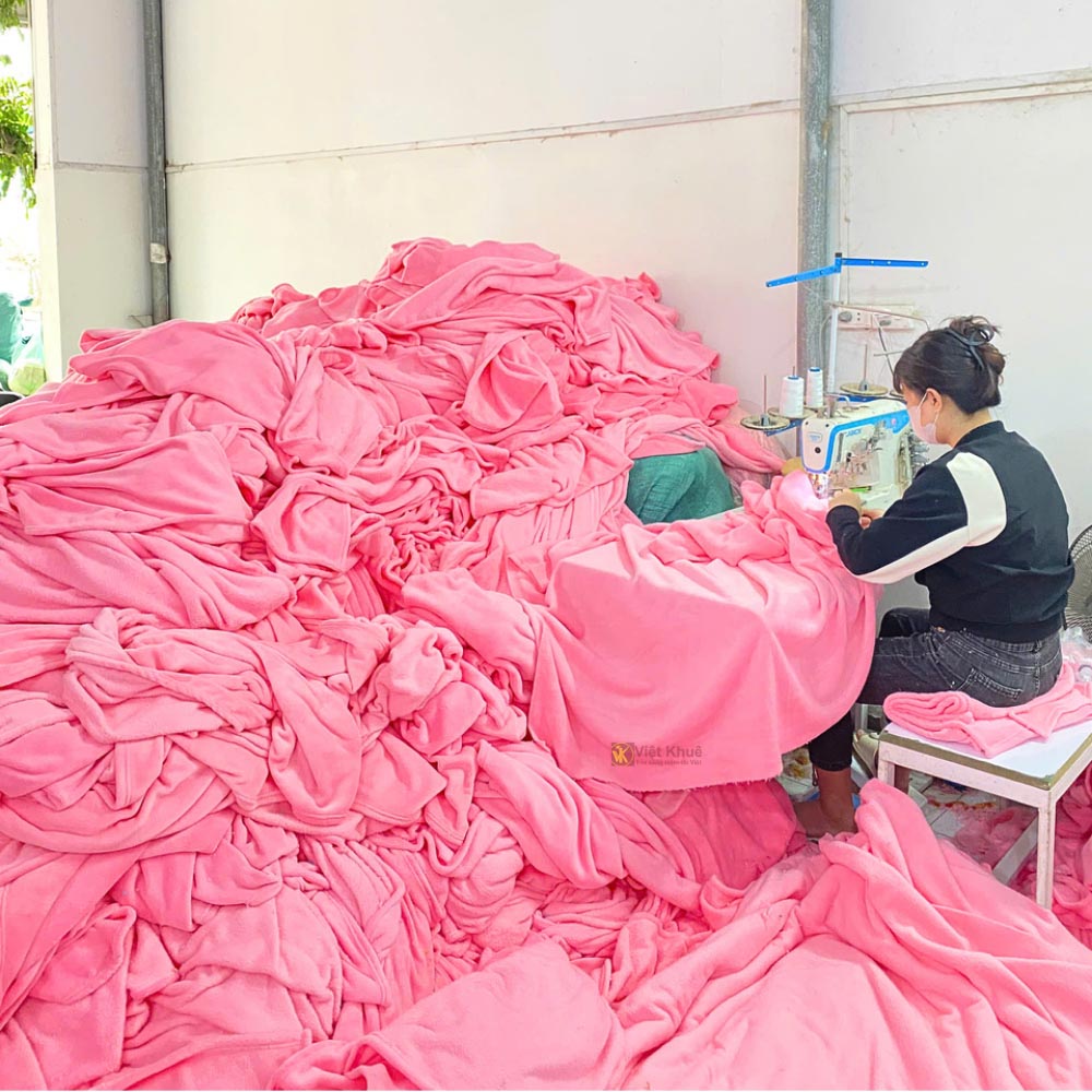 xưởng sản xuất chăn nỉ